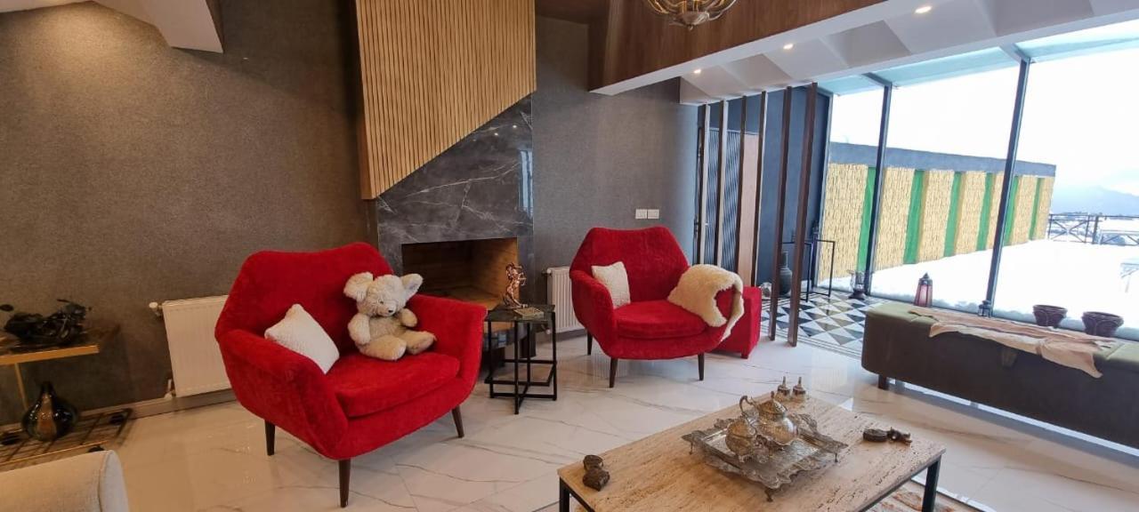 The Bliss Avenue Hotels Мюри Екстериор снимка