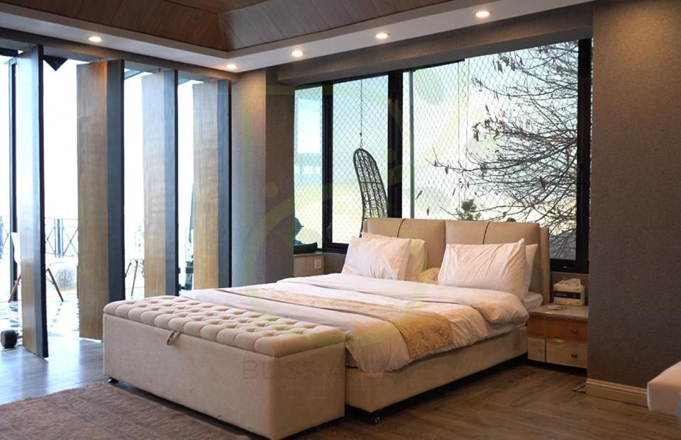 The Bliss Avenue Hotels Мюри Екстериор снимка